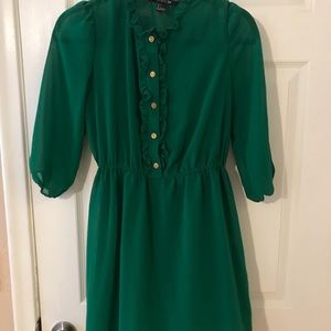 Gorgeous color! Kelley green short dress!